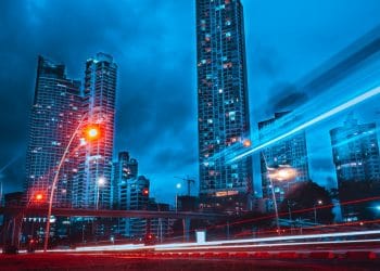 Enhancing IoT-based decision-making applications for better smart cities