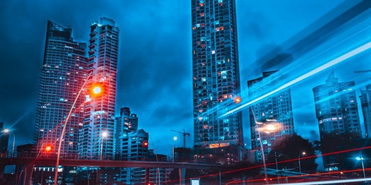 Enhancing IoT-based decision-making applications for better smart cities