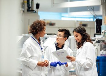 Renowned SA scientists, Profs Quarraisha and Salim Karim to address opening of SFSA 2020