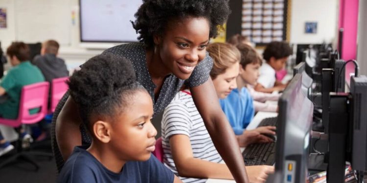 Vodacom's #CodeLikeAGirl programme set to inspire over 600 young girls into tech and STEM careers 18 Vodacom's #CodeLikeAGirl programme set to inspire over 600 young girls into tech and STEM careers