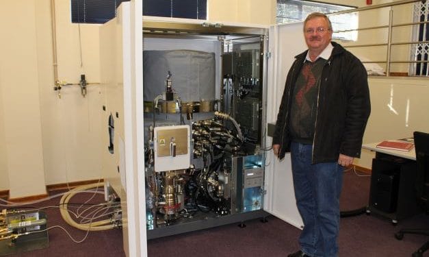 Prof Hendrik Swart played a key role in the Department of Physics acquiring the PHI Quantes XPS system, the first in Africa and one of only 20 in the world.