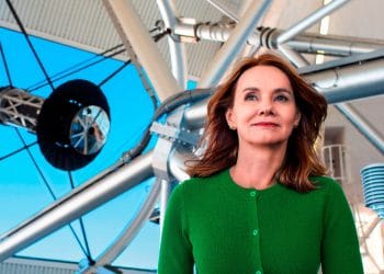 Brazilian STEM scientist becomes top global astro physicist