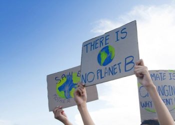 Scientists discuss COP26