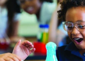 Promoting STEM education via 3D interactive and virtual science lab simulations