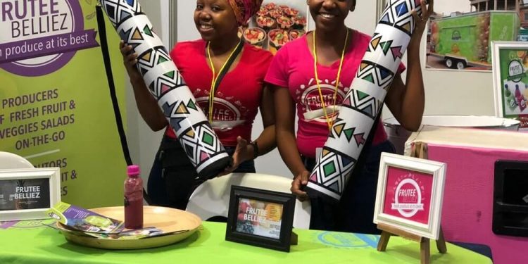 Squeezing fruits and vegetables to promote healthy lifestyle