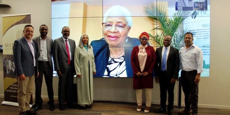 <strong>New postgrad African programme collaboration</strong> 18 New postgrad African programme collaboration