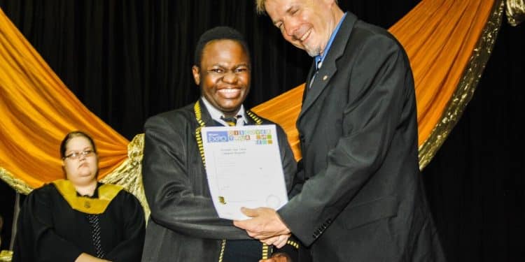 Co-founder of ScienceBudies shortlisted for a $100,000 global student prize