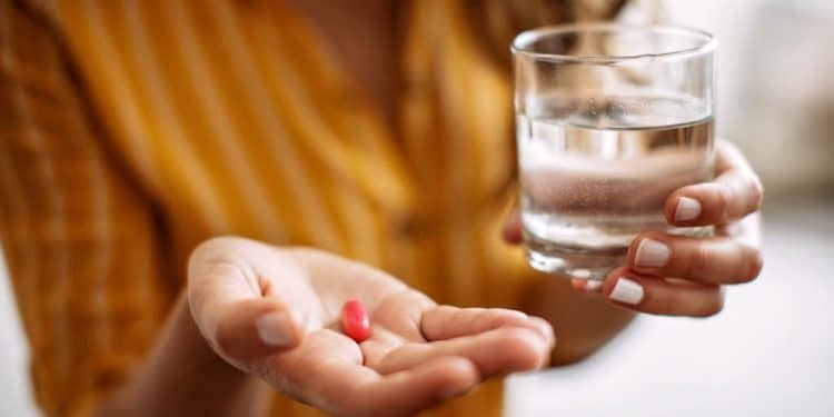 Do alternative vitamin and mineral supplements work? Or are you flushing your hard-earned cash down the toilet? 18 Do alternative vitamin and mineral supplements work Or are you flushing your hard-earned cash down the toilet