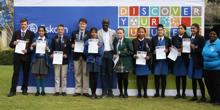 Young scientists shine at Johannesburg regional expo