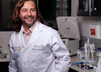 Two top scientists receive prestigious German award for the Covid-19 variant