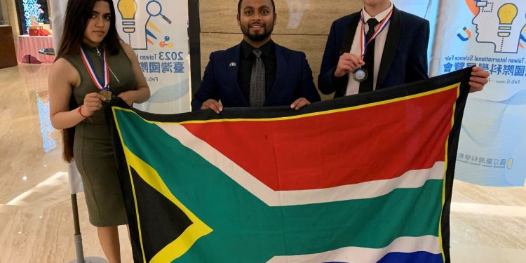 SA scientists awarded at Taiwan international science fair 