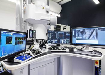 UFS unveils state-of-the-art microscopy machine during two-day conference 