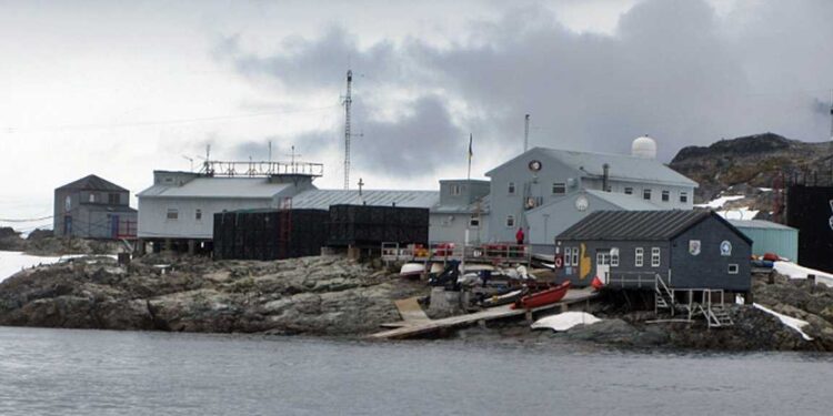 RUSSIAN WAR AFFECTS VERNADSKY RESEARCH BASE